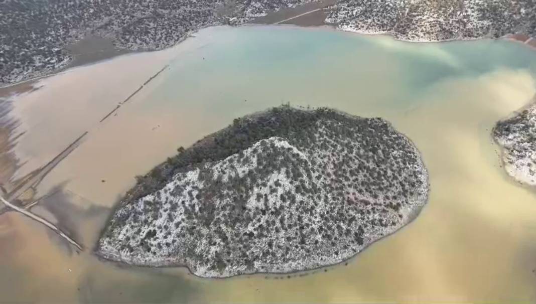 Görüntüler 'Konya'da iki Meke Gölü mü var?' dedirtti! Yine Konya ama adres farklı 5